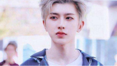 <strong>大腕明星不认识的蔡徐坤有多火？MV近1亿播量，</strong>