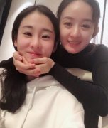 <strong>赵丽颖“月子照”，张碧晨给干儿子买玩具，素</strong>